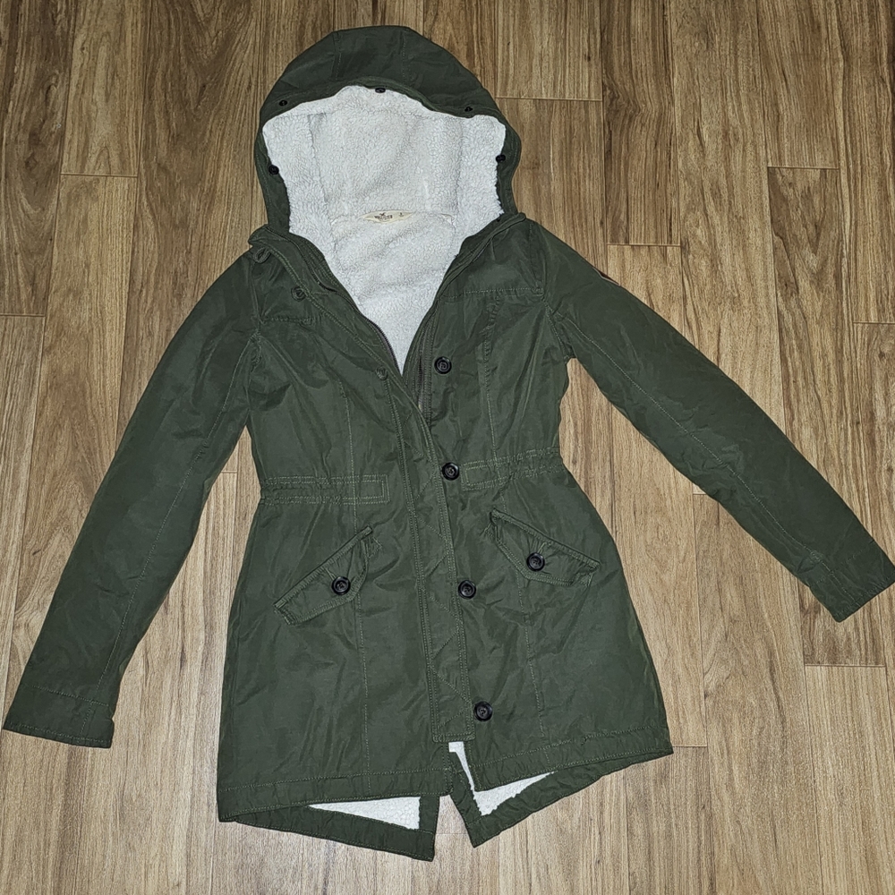 Women's Hollister Coat/Jacket, Small Size, Green